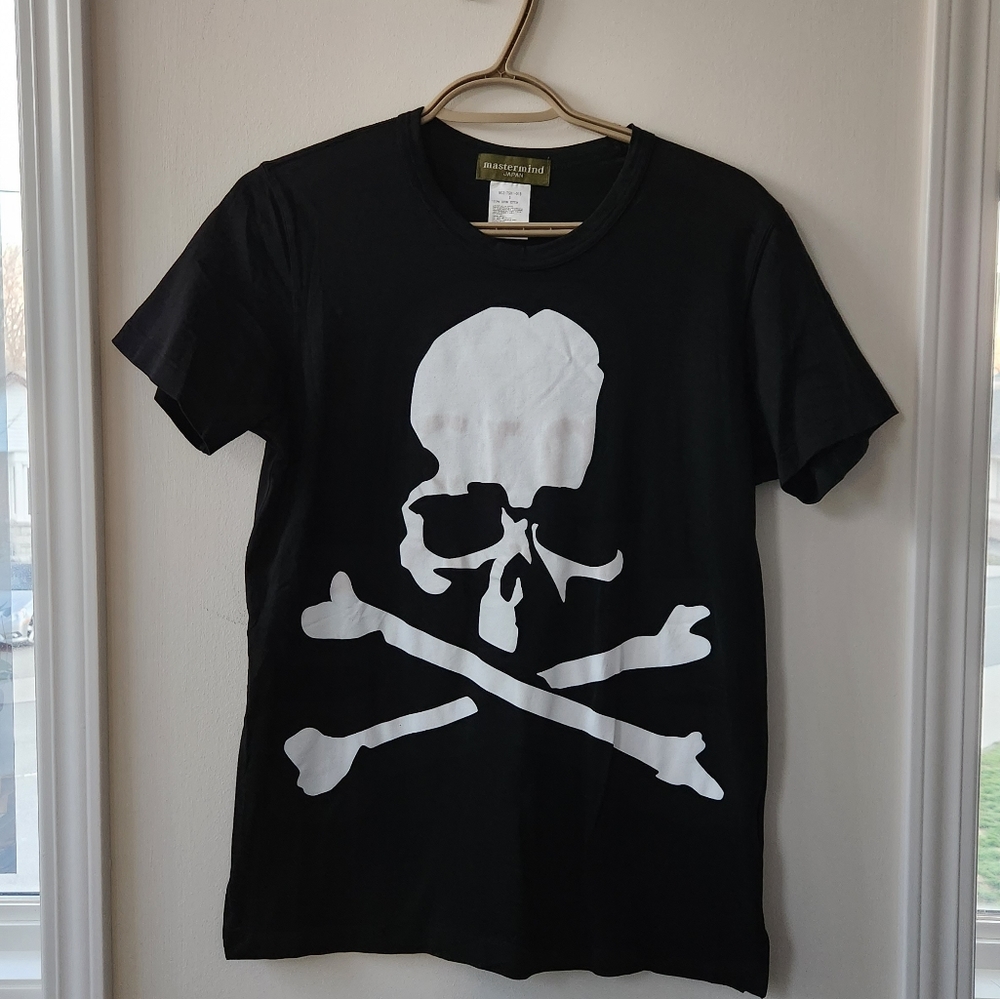 Mastermind Japan T-shirt. Men's S. Black. Never worn. Single Stitch.